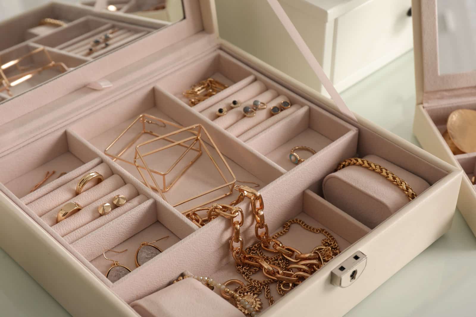 <p class="wp-caption-text">Image Credit: Shutterstock / New Africa</p>  <p>A small jewelry organizer can prevent necklaces and earrings from getting tangled. Alternatively, thread necklaces through straws and clasp them to keep them neat.</p>