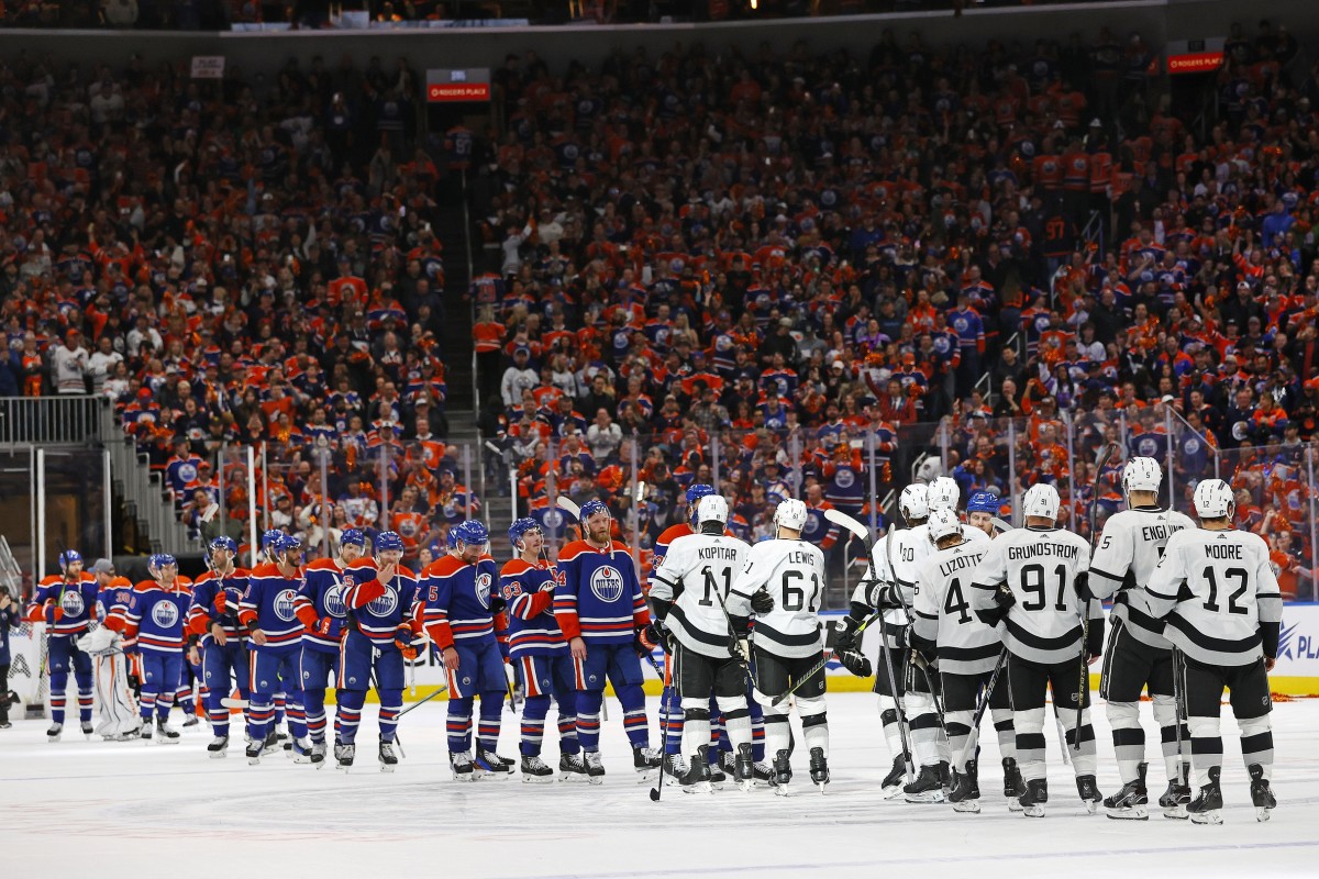 oilers make history while defeating kings