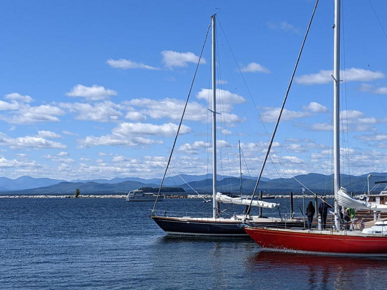 Visit Lake Champlain in Burlington Vermont for a gorgeous New England getaway