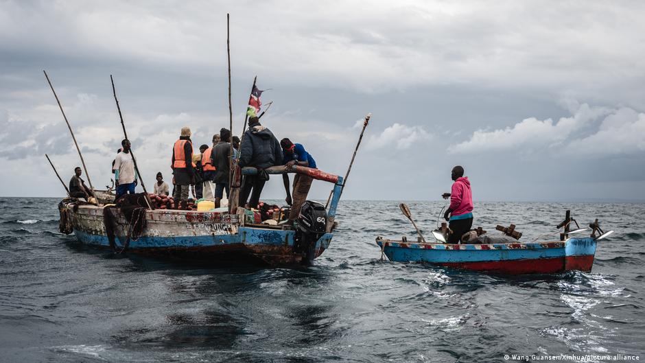 chinese fishing fleets in indian ocean accused of abuses