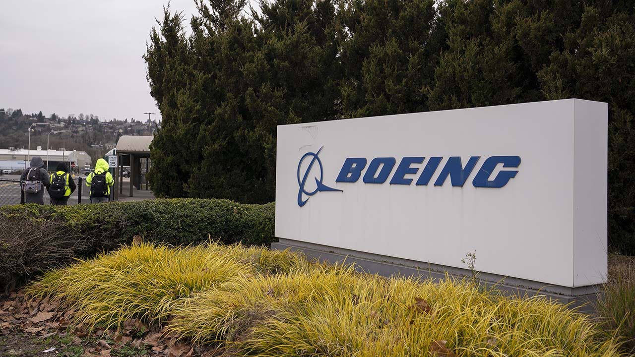 boeing whistleblower from kansas is 2nd to die in past 2 months