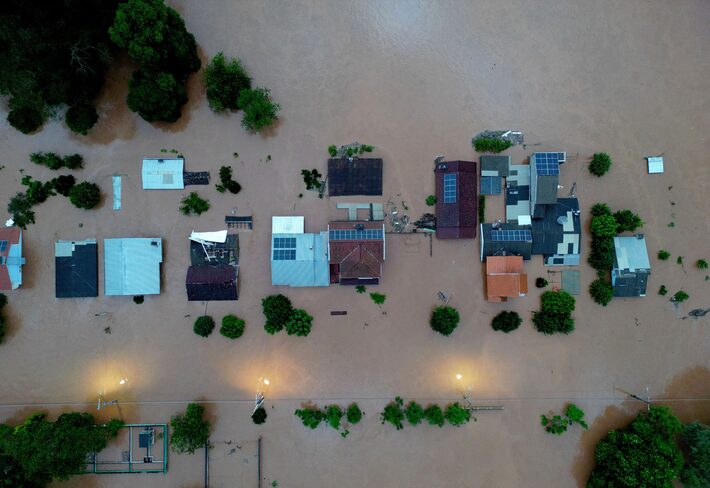 chuva no rs: barragem se rompe e eleva alerta para cidades da serra gaúcha