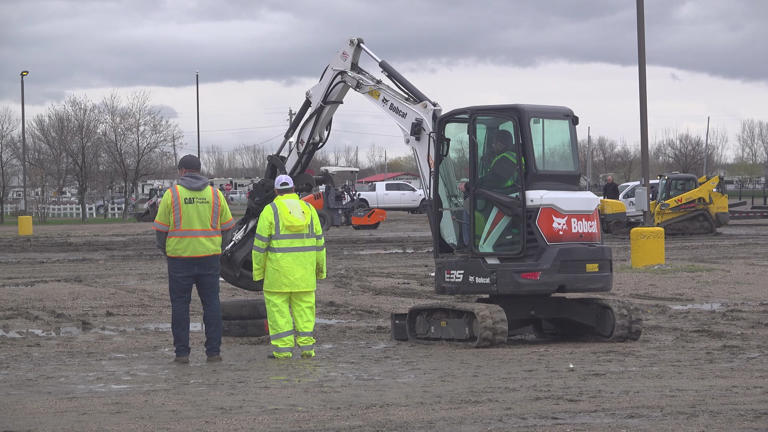 Students Gets Hands-on Experience Learning About Construction Industry