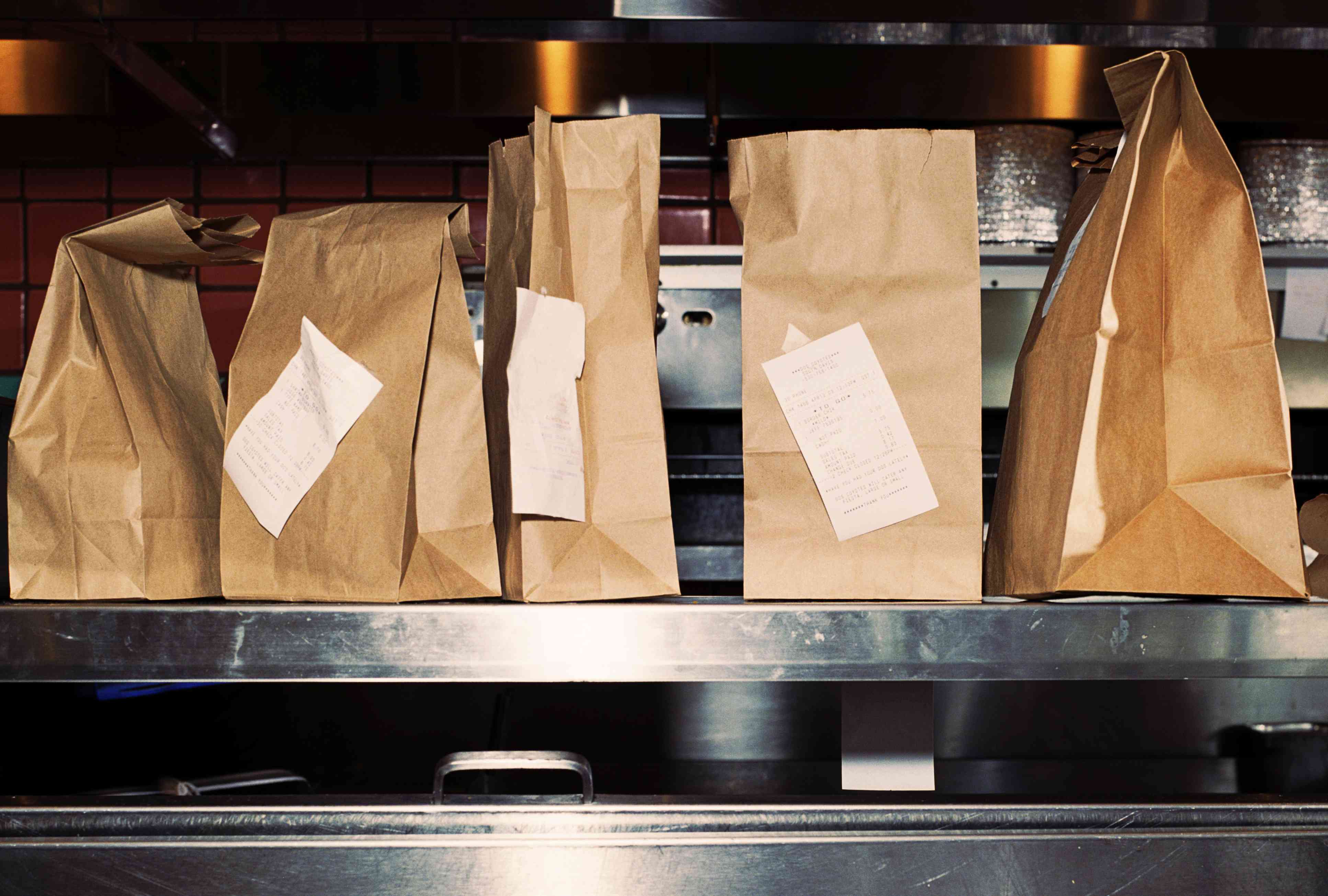 restaurants temporarily pausing takeout and delivery orders is actually great customer service