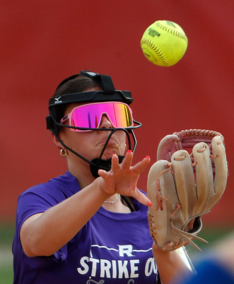 Scores, schedule for IHSAA softball sectionals across the Lafayette area