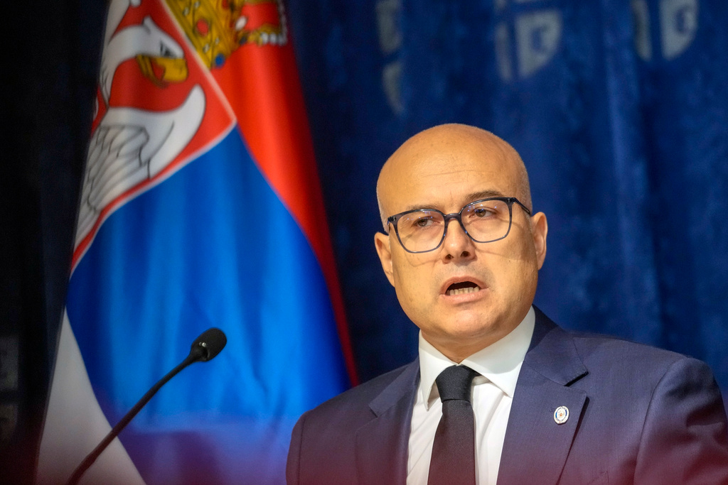 prorysk regering invald i serbien