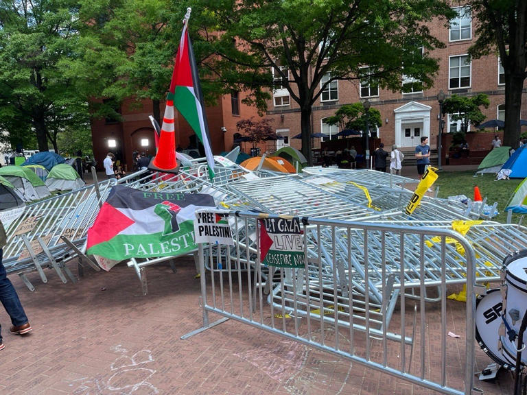 Washington, DC, police raid on GWU's pro-Palestinian tent camp ends in ...