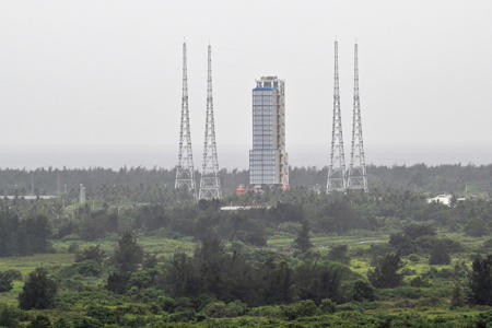 China Moon mission live: Chang’e 6 to lunar far side launches amid concerns of ‘space race’ with US<br><br>