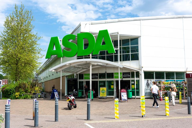 asda refinances £3.2bn of debt at higher rate buoyed by 'strong' investor demand