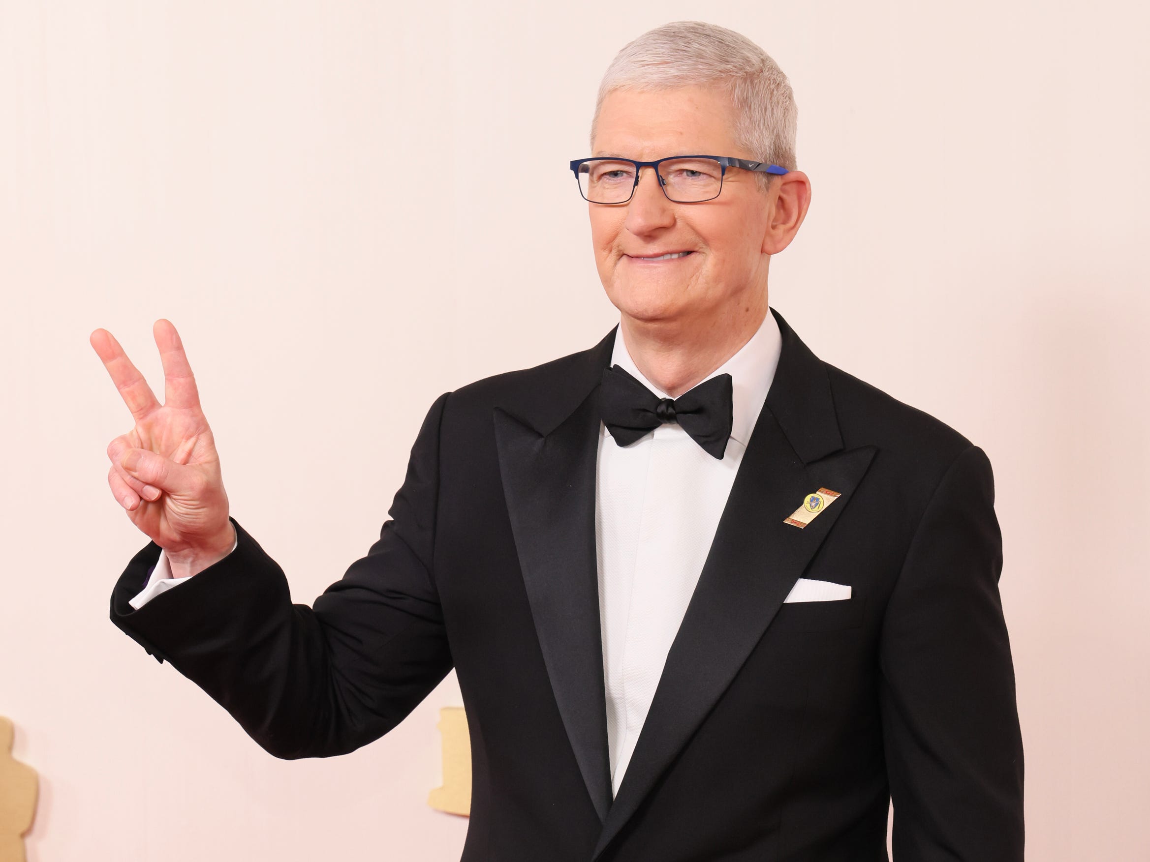 microsoft, apple ceo tim cook made $63 million last year — here's how that breaks down