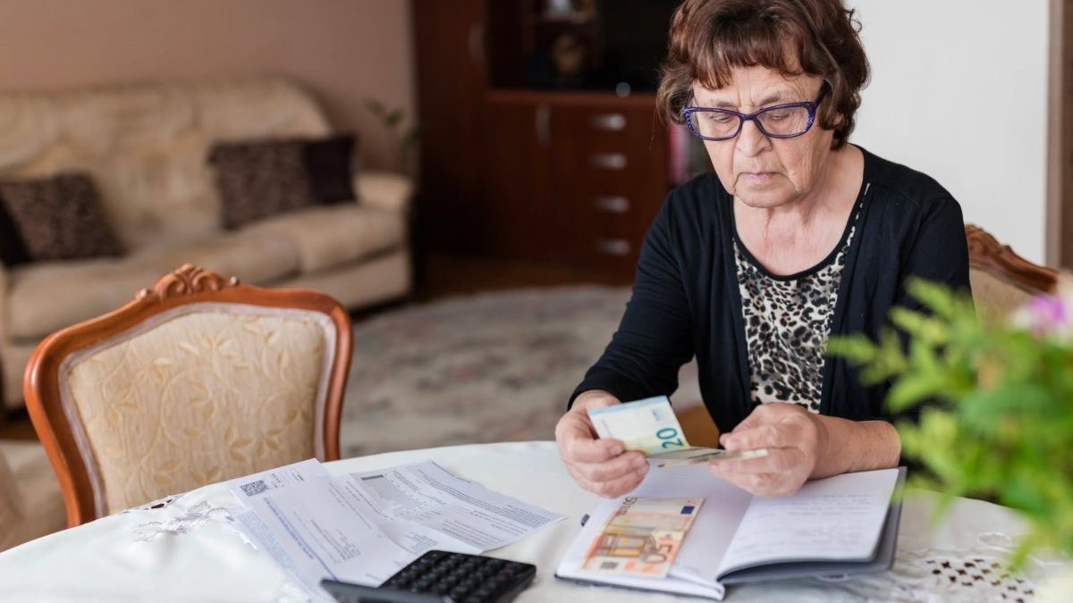 miles de pensionistas de viudedad recibirán una paga extra en junio: hasta 6.350 euros