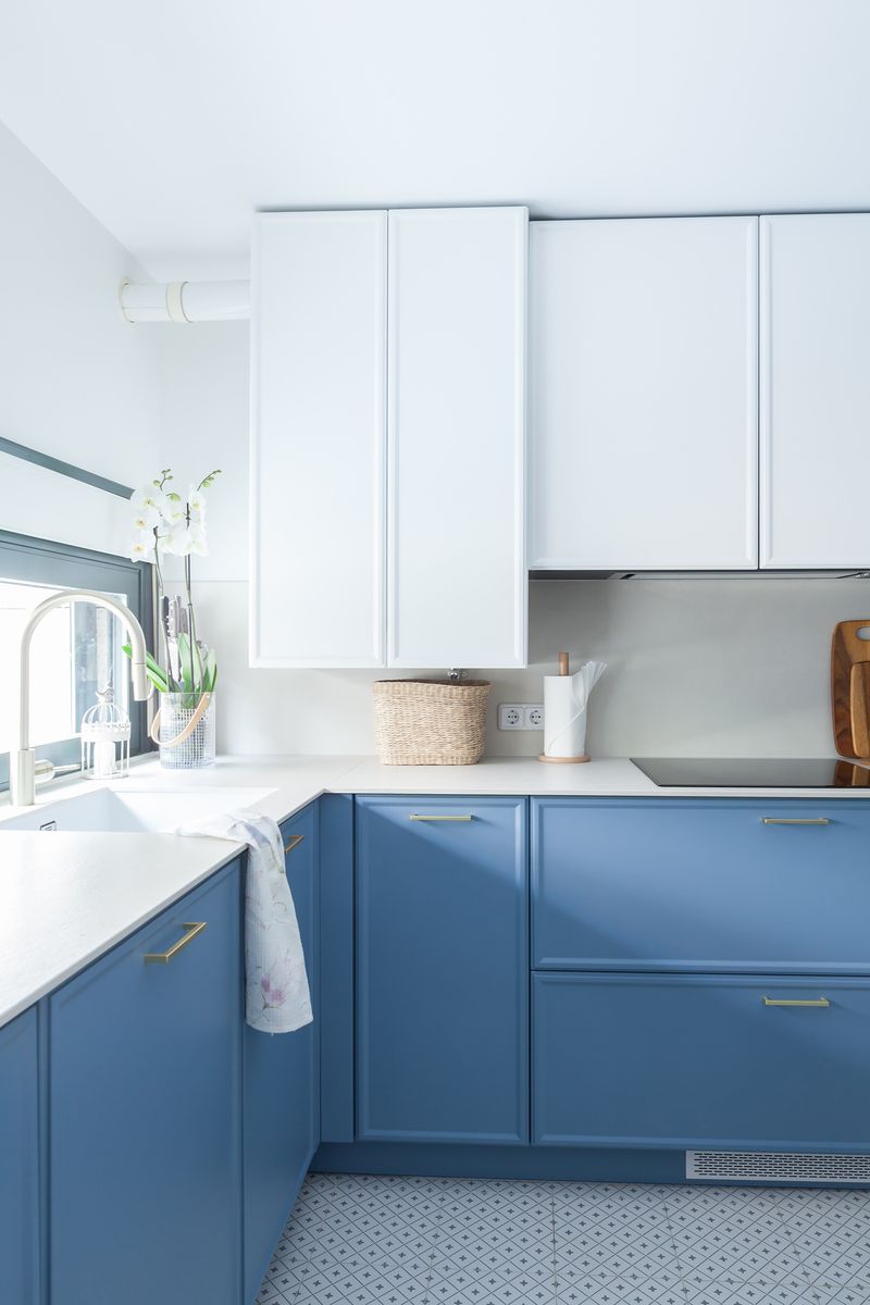 ¡alerta, fans del color azul! esta cocina se convertirá en vuestra nueva obsesión