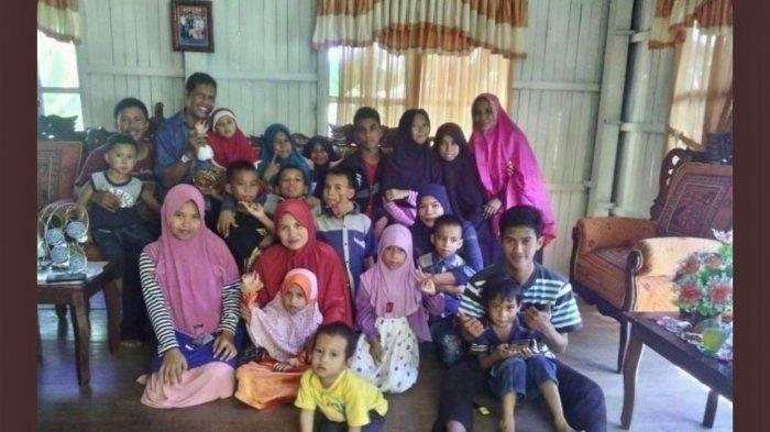 ini sosok pasutri cetak rekor muri pemilik anak terbanyak di indonesia,kalahkan gen halilintar
