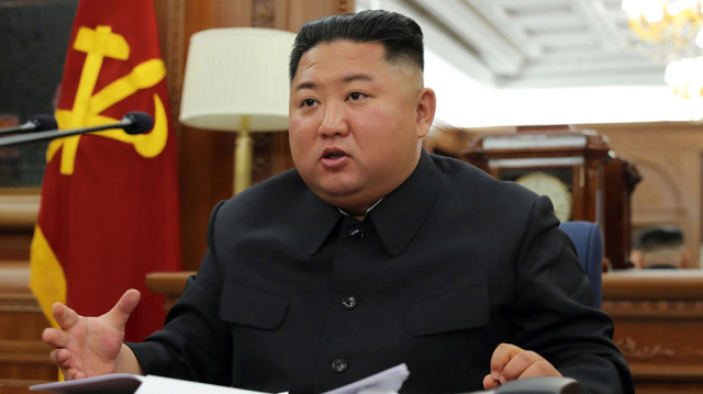 κιμ γιονγκ ουν: οι 25 εκλεκτές παρθένες του δικτάτορα - η ομάδα ηδονής που τον διασκεδάζει