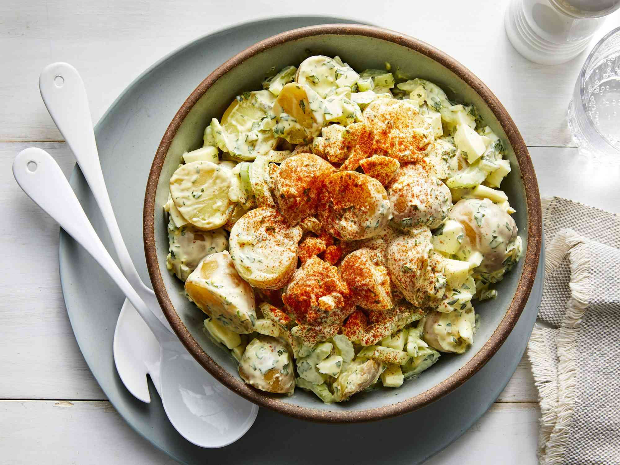 This Is How Long You Can Leave Your Potato Salad Out At A Cookout