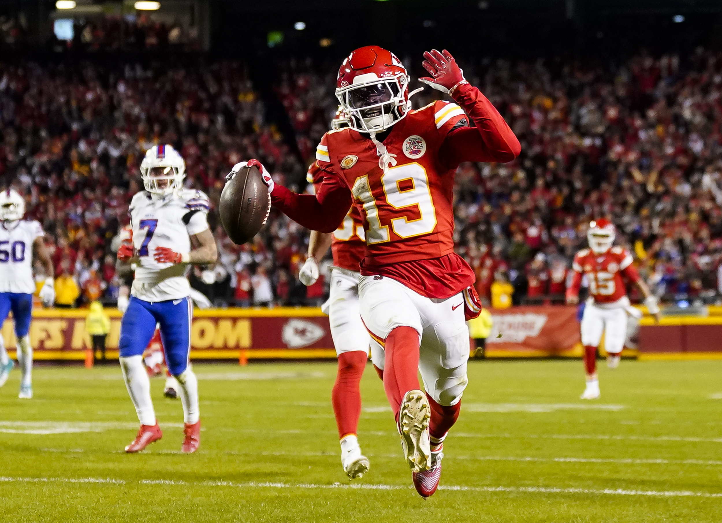 chiefs decline struggling wide receiver's fifth-year option