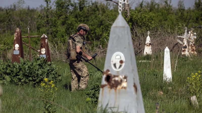 guerre en ukraine : des armes et des munitions pour tenter reconquérir les territoires perdus