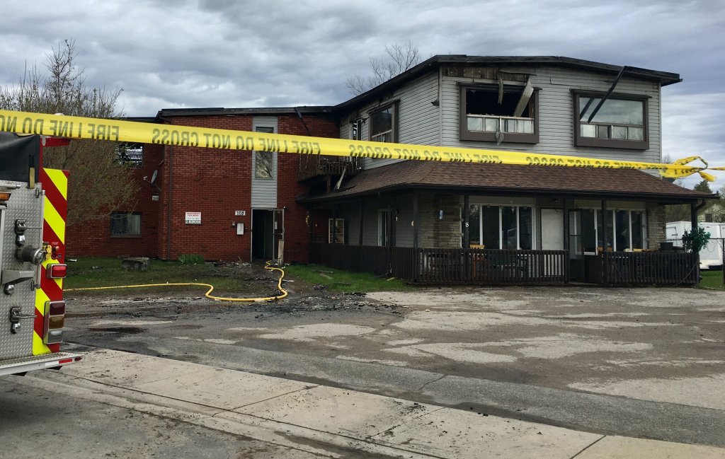 30 Tenants Displaced After Fire Destroys Apartment In Bobcaygeon, Ont.