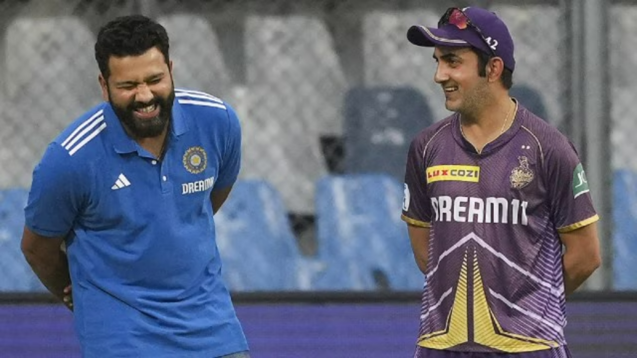 not mumbai indians! wasim akram calls for rohit sharma to play at former champions in ipl 2025