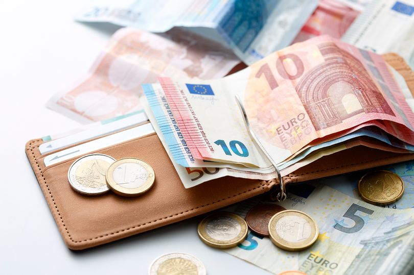 Social welfare Ireland €924 payment to return tomorrow ahead of possible Budget 2025 changes