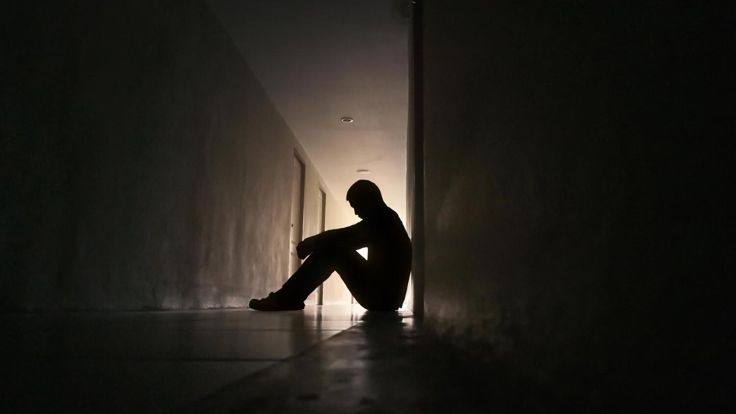 yhä useampi opiskelija kokee yksinäisyyttä, ja se voi näkyä mielenterveysongelmina - apua vaikea saada
