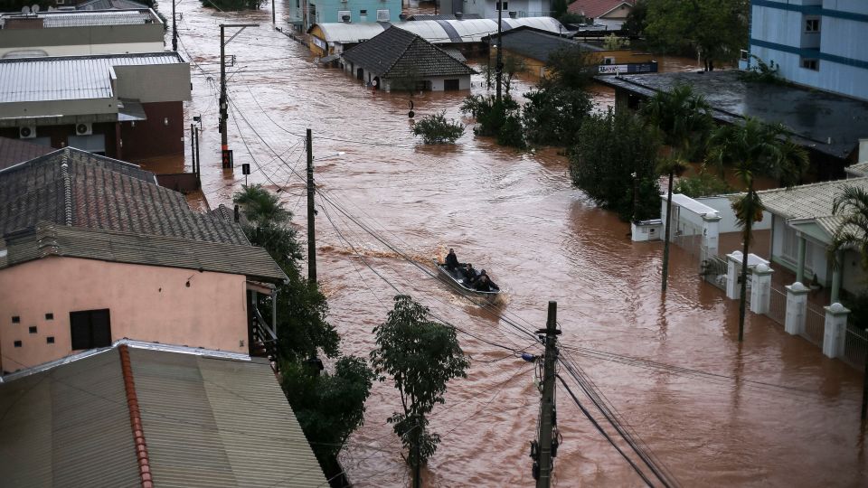 at least 57 people killed, hundreds missing as heavy rain and flooding lashes brazil