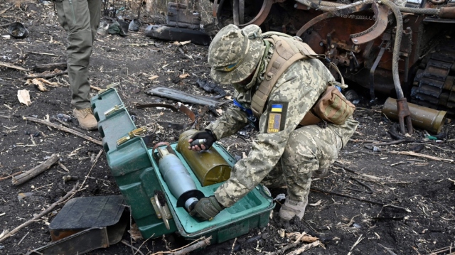 στέιτ ντιπάρτμεντ: η ρωσία παραβίασε τη διεθνή απαγόρευση των χημικών όπλων στον πόλεμο στην ουκρανία - τι απαντά το κρεμλίνο