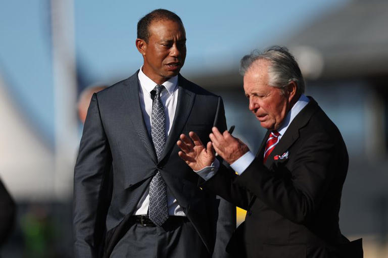 Tiger Woods and Gary Player