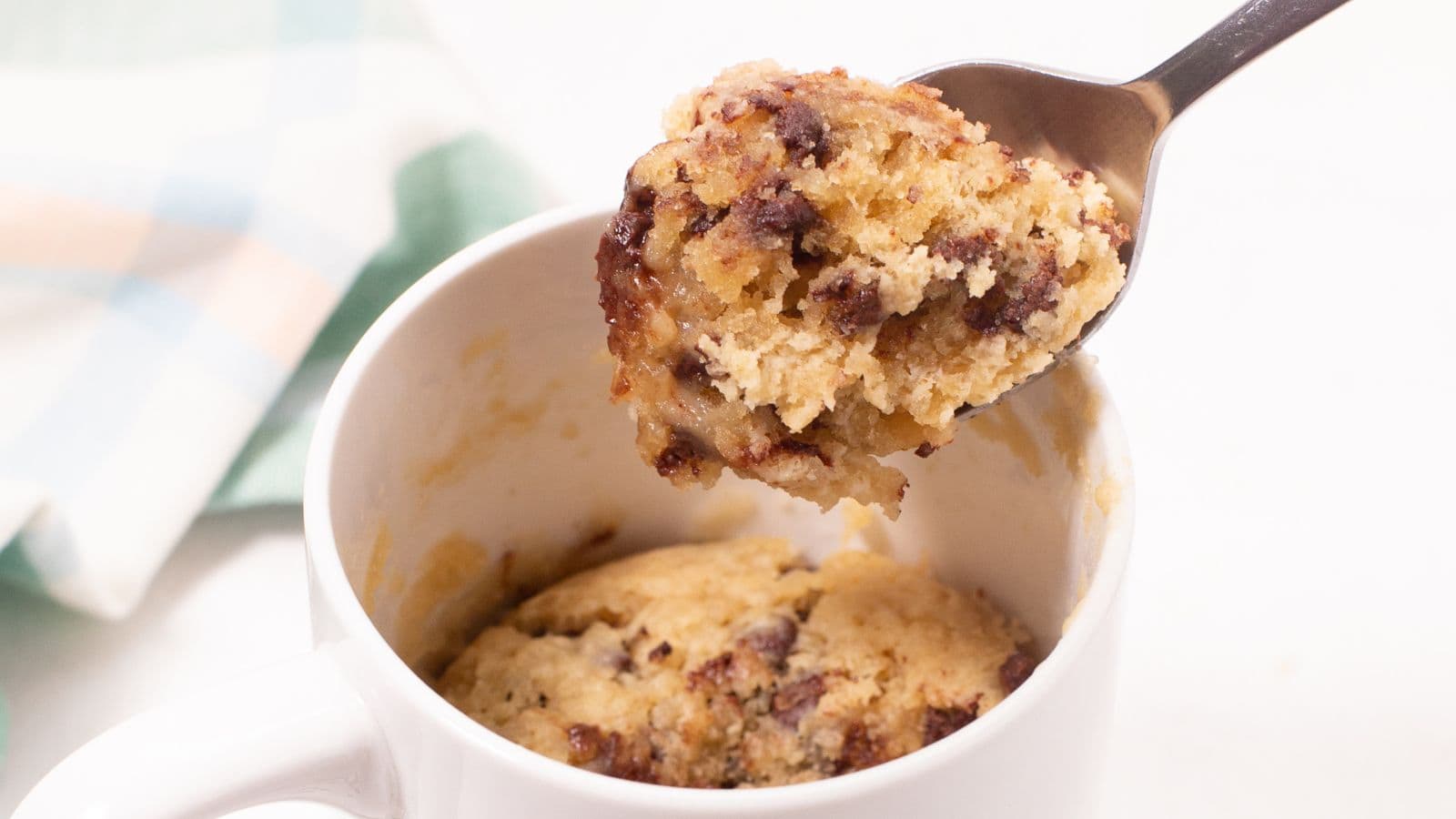 <p>Indulge in the classic combination of chocolate and vanilla with this mug cake recipe. Quick and easy to make, it’s a convenient option for satisfying your sweet tooth. With its moist texture and gooey chocolate chips, it’s a delightful treat perfect for any time of day. Whether for a quick dessert or a midnight snack, this mug cake is sure to please.<br><strong>Get the Recipe: </strong><a href="https://littlebitrecipes.com/chocolate-chip-mug-cake/?utm_source=msn&utm_medium=page&utm_campaign=msn">Chocolate Chip Mug Cake</a></p> <p>The post <a href="https://tastesdelicious.com/small-sized-treats-you-cant-overeat/">20 Small Sized Treats You Can’t Overeat</a> appeared first on <a href="https://tastesdelicious.com">Tastes Delicious</a>.</p>