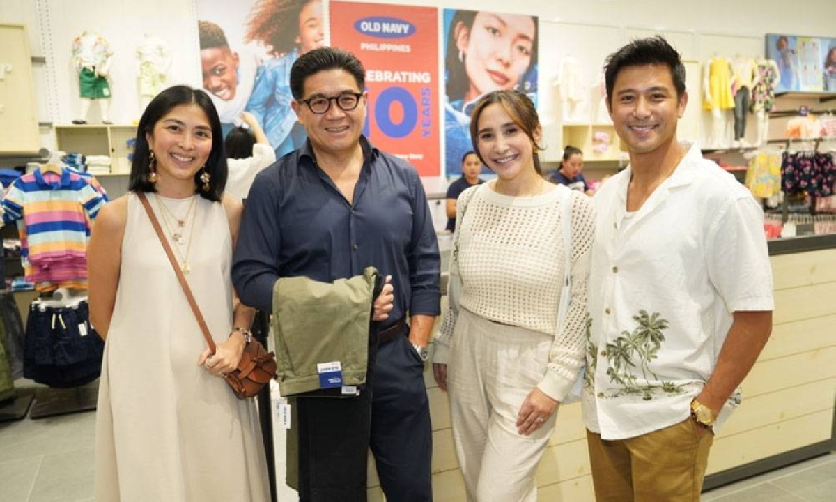 old navy celebrates 10 years in the philippines