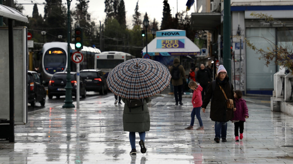 meteo.gr: βροχερό το μεγάλο σάββατο - χαλαζόπτωση σε ορισμένες περιοχές