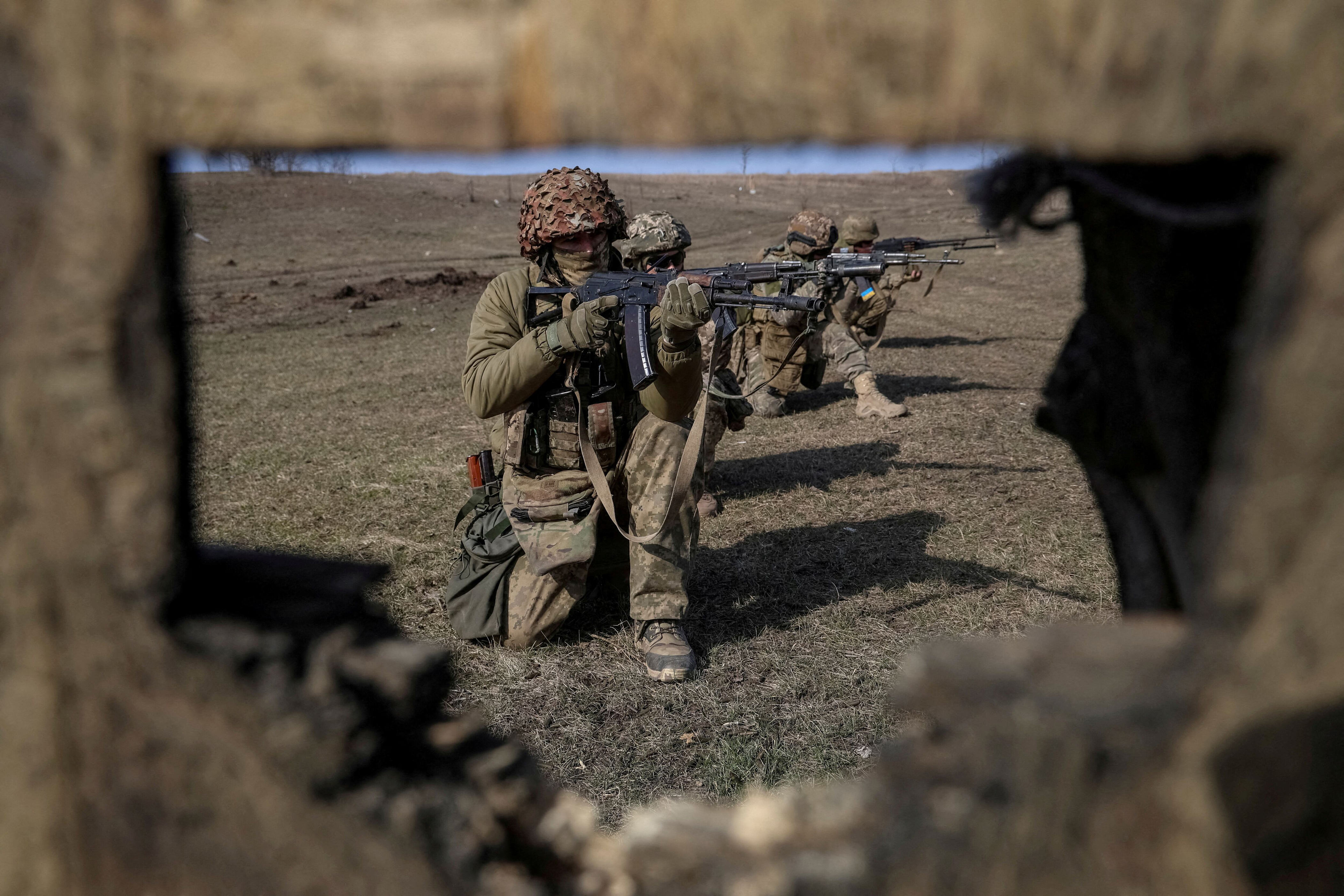 guerra de rusia en ucrania cumple 800 días mientras kiev busca con urgencia la llegada de armamento