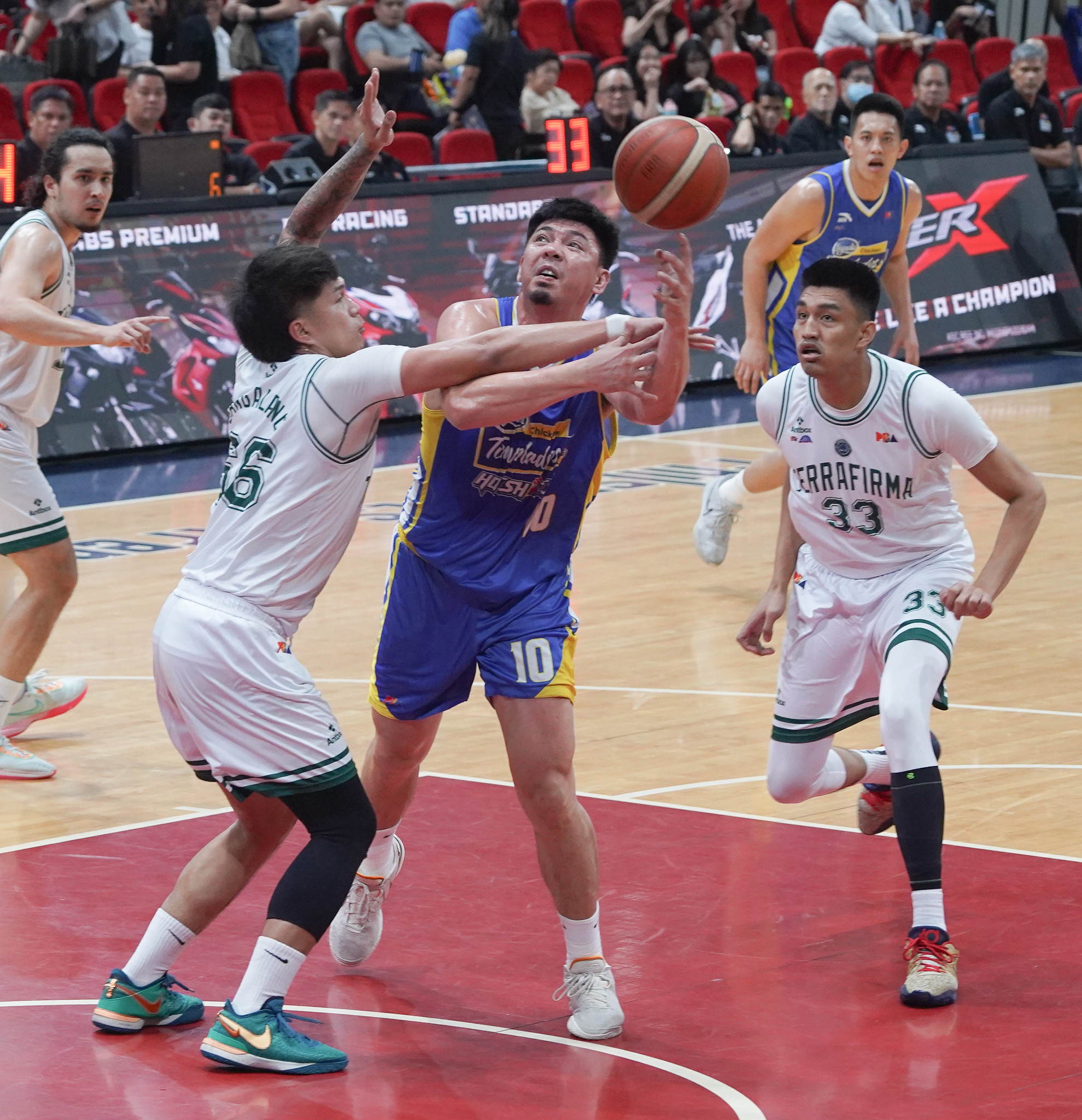 hotshots through to quarters, place dyip on playoff bubble