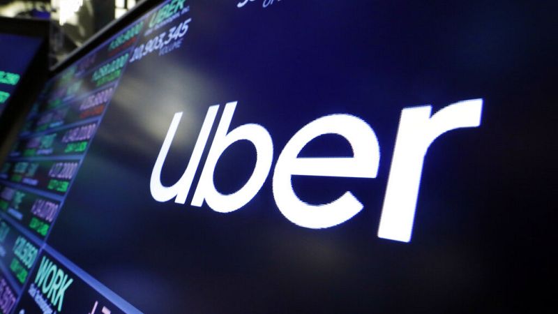 thousands of london cab drivers set to sue uber for £250 million