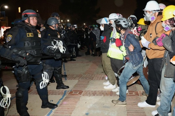ηπα: σε κρίση τα αμερικανικά πανεπιστήμια: οι διαδηλώσεις αντικείμενο πολιτικής αντιπαράθεσης