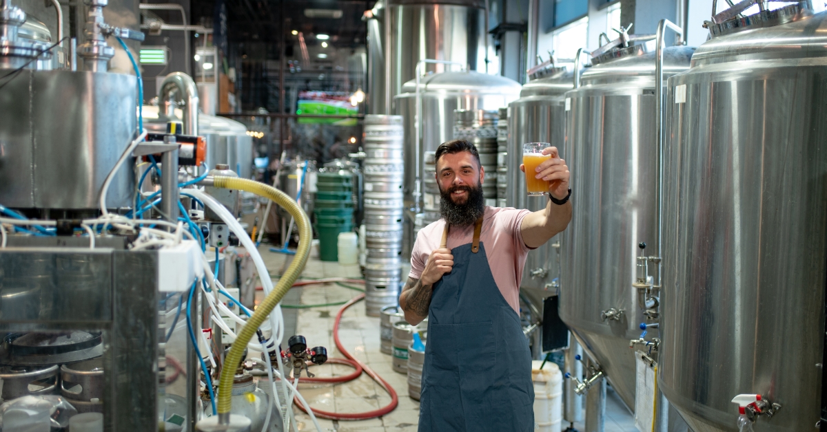 <p> Goose Island’s brewery tour gives visitors an in-depth look into how Chicago’s original craft brewery came to be the industry giant it is today. It includes a peek into the brewing process, exclusive brew samples, and a custom glass and discount at the Goose Island Taproom.  </p>