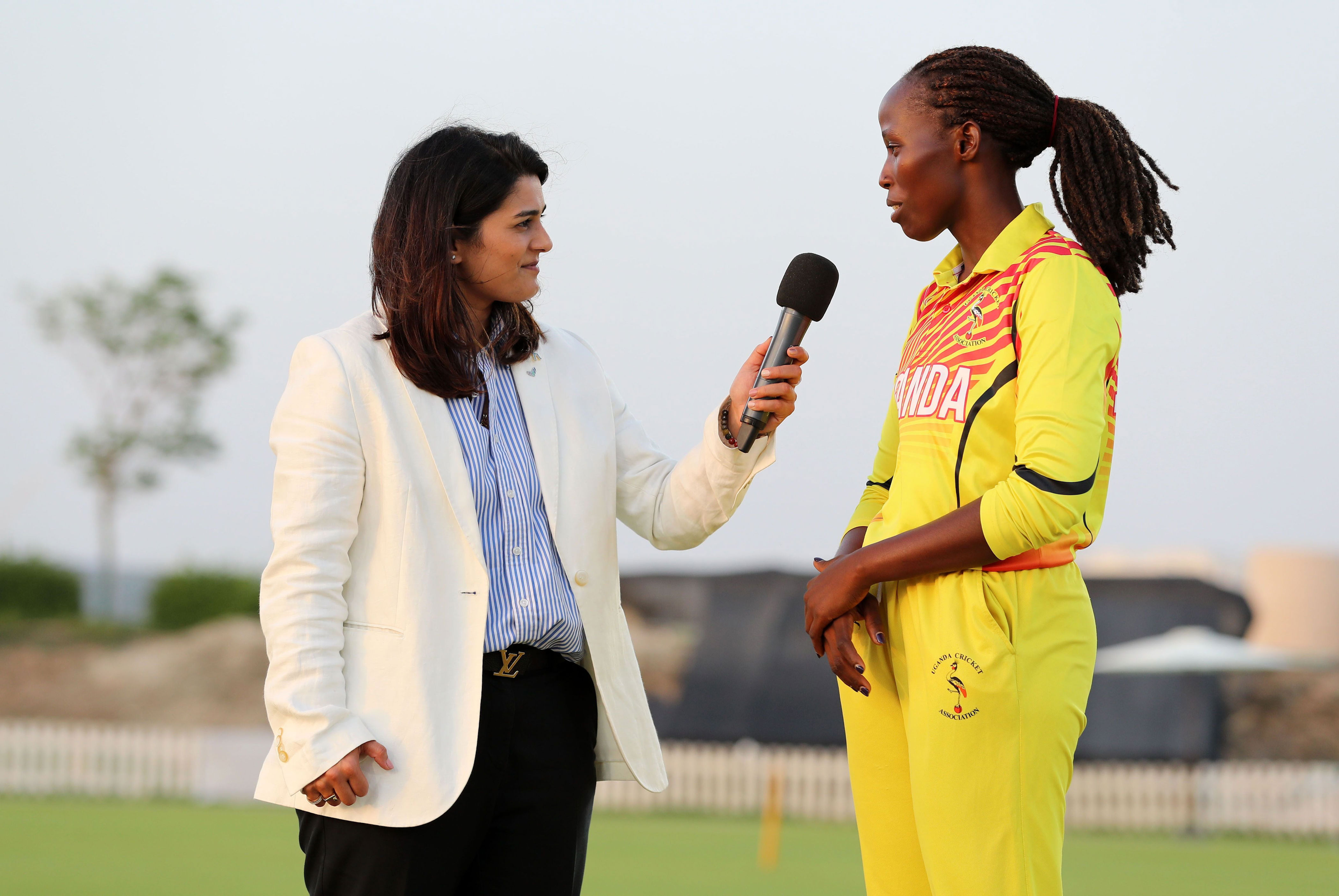 charvi bhatt: from crease to commentary box for the uae's trailblazing cricket presenter