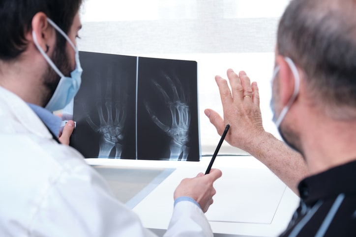 este análisis de sangre puede detectar la artrosis ocho años antes que una radiografía
