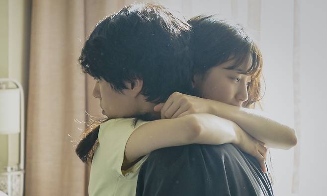 조만간 극장에서 볼 수 있다는 대한민국 대표 미남미녀 비주얼 조합 완성했다는 영화