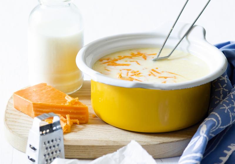 jak se dělá sýrový bešamel? je to jednodušší, než jste možná mysleli. úspěch stojí na chuti sýra