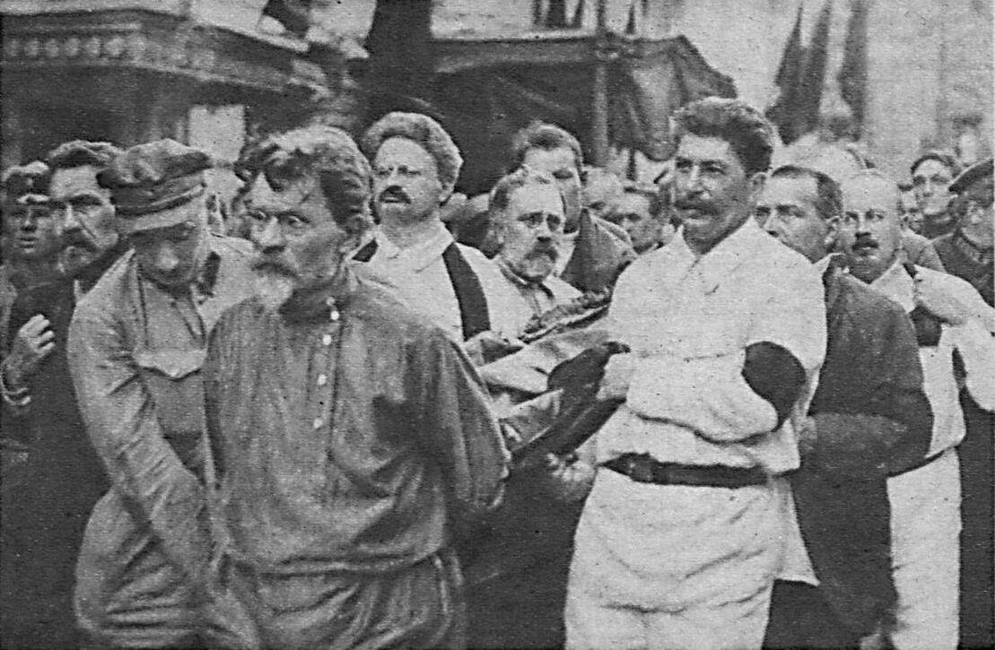 joseph staline et léon trotski : les dessous d'une guerre sans merci