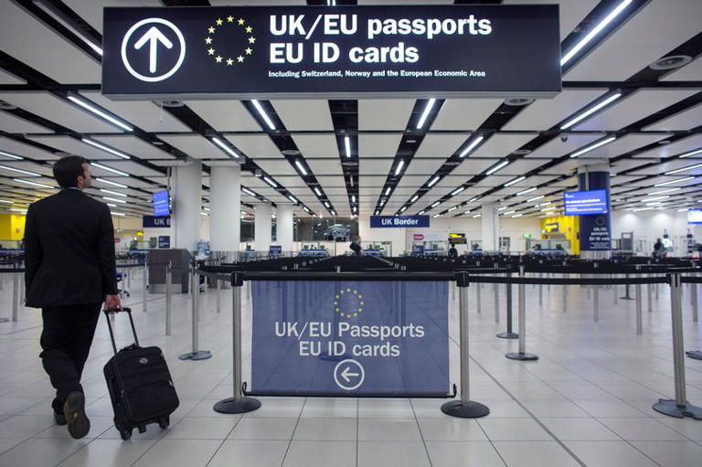 The EU's Entry/Exit System will replace the current system of manual stamping of passports