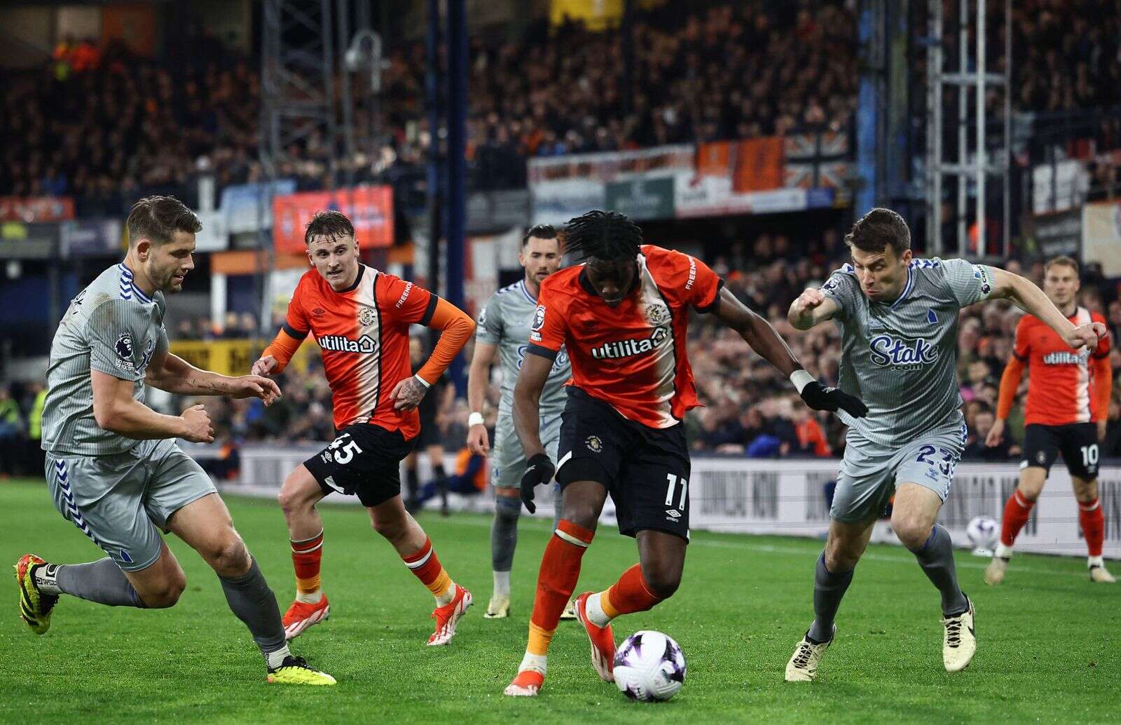 adebayo rescues struggling luton who miss out on 'huge' win against everton