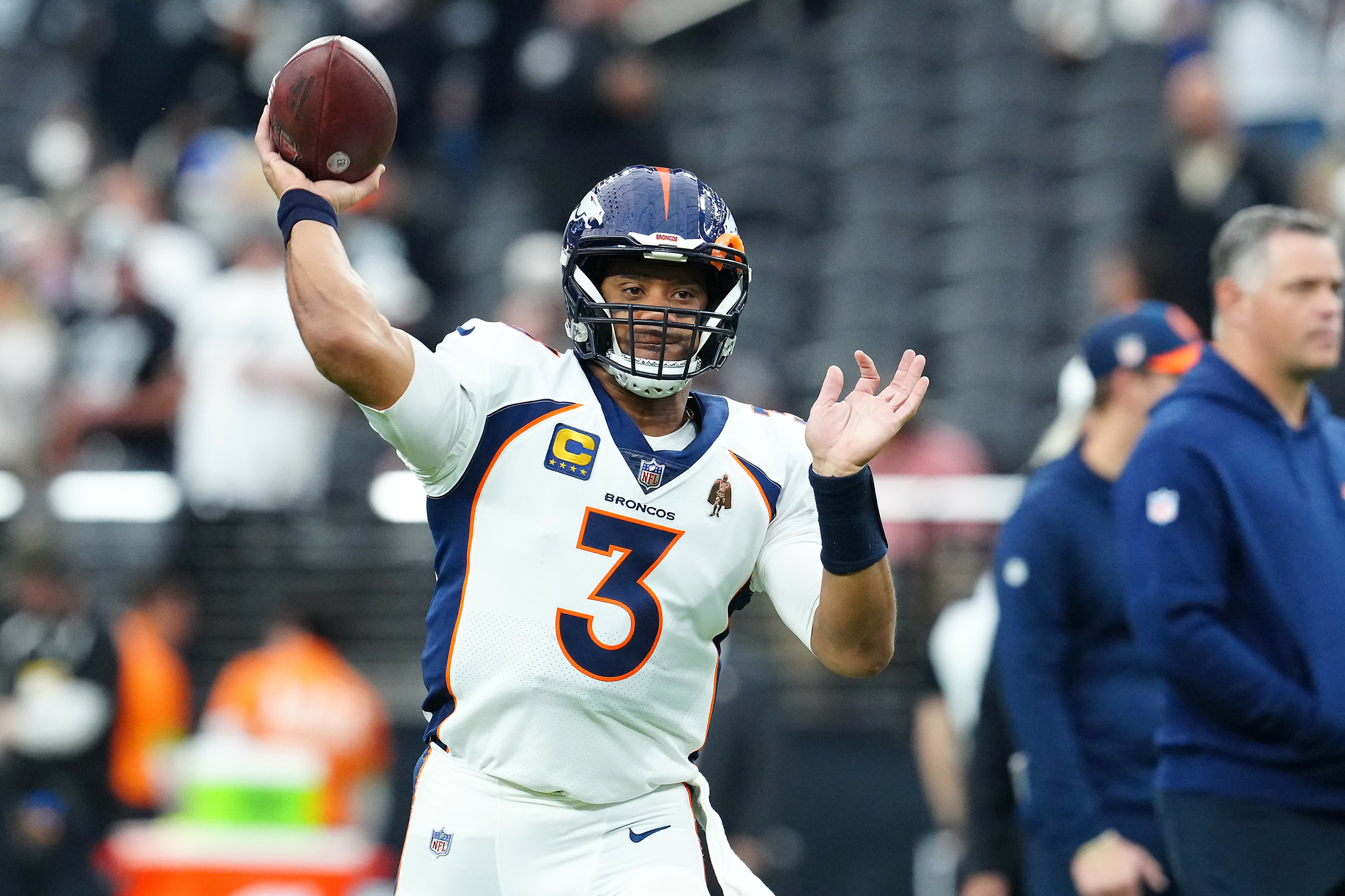 analyst makes bold claims about russell wilson's struggles with broncos: 'all the play calls had to be two words'