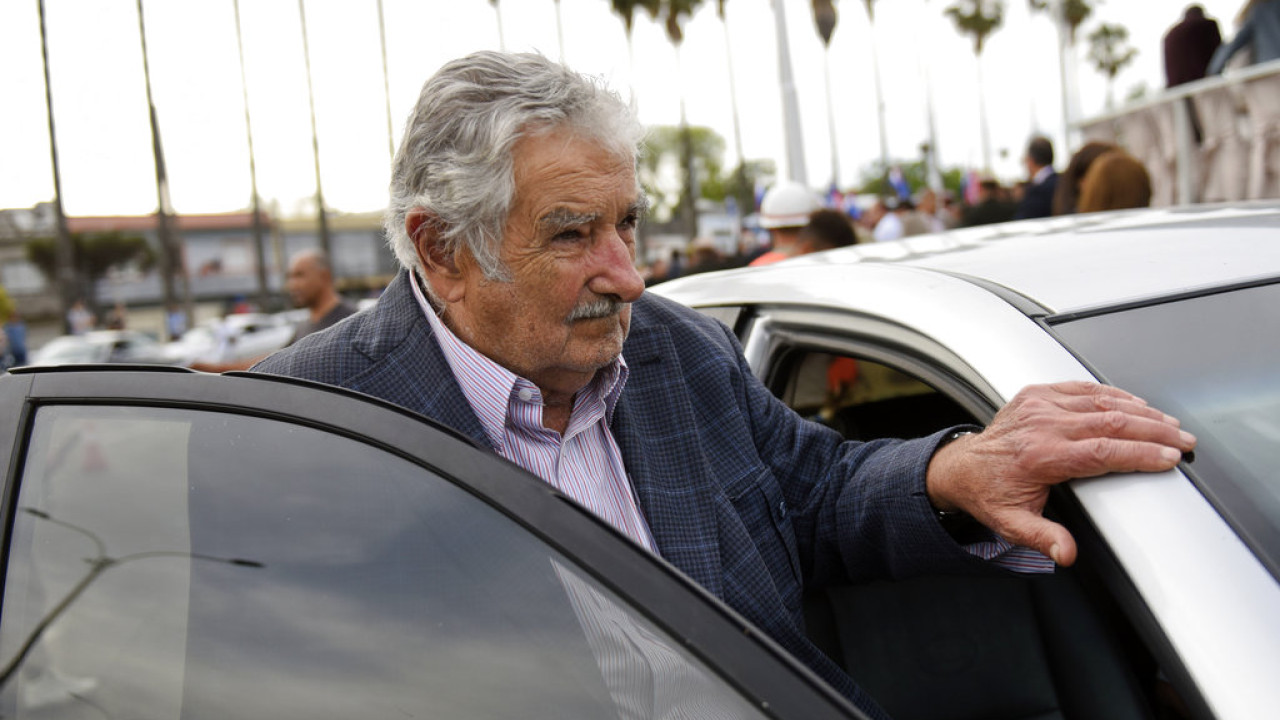 ο πρώην πρόεδρος της ουρουγουάης μουχίκα θα υποβληθεί σε θεραπεία κατά του καρκίνου