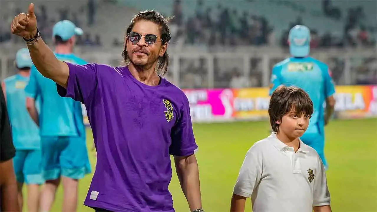 shah rukh khan reflects on challenging early years of kkr: i was the 12th man, serving water, giving the towel...
