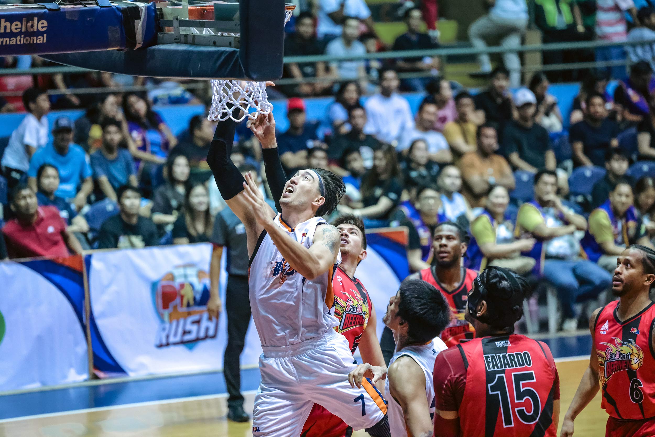 pba: meralco claims playoff spot, hands san miguel first loss