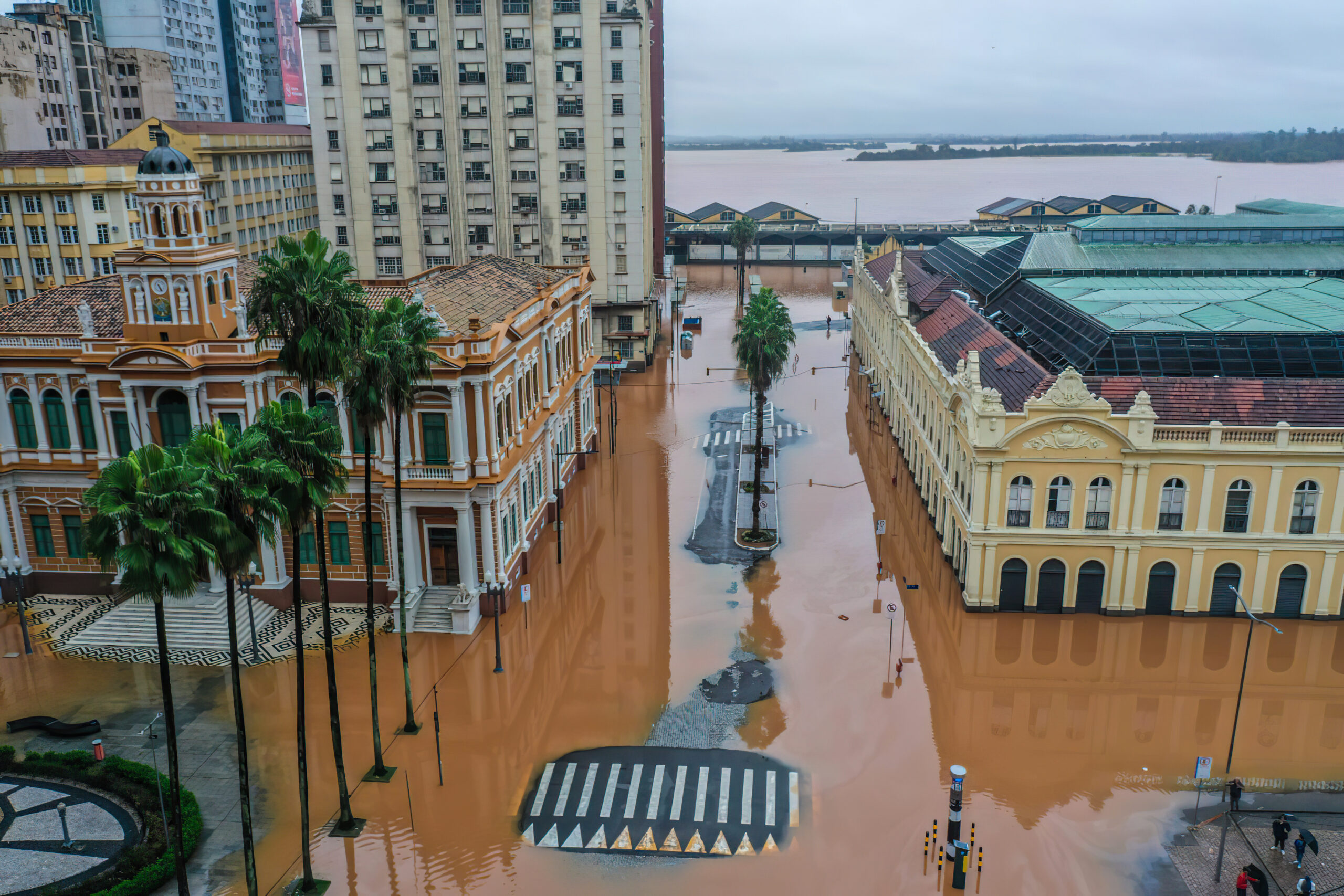 após quatro dias de chuvas intensas, governo lula autoriza envio da força nacional para o rs