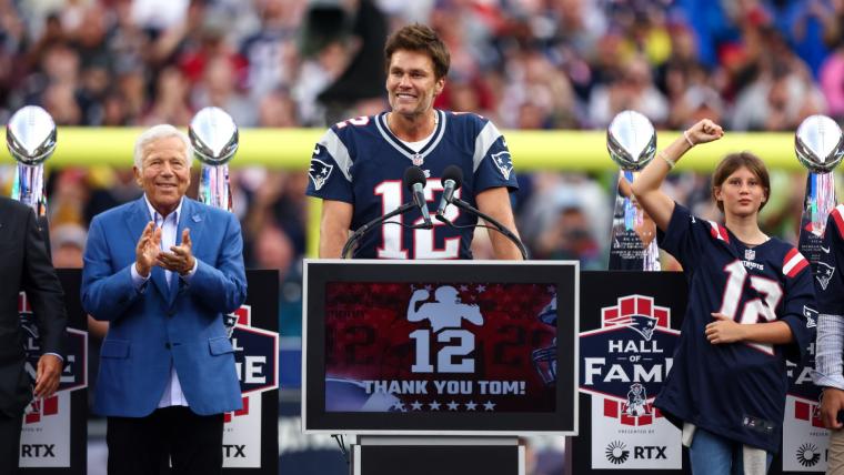 tom brady roast on netflix: live stream, time to watch kevin hart, rob gronkowski and more from netflix is a joke fest