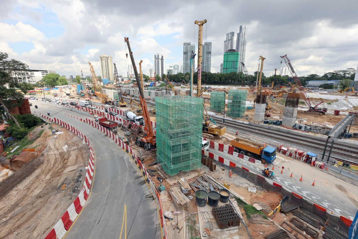 several roads leading to jb city centre to close from monday to friday for rts construction work